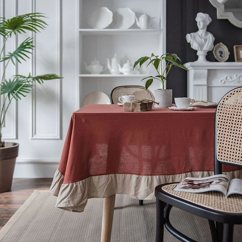 Nappe Rouge Brique à Volants – Style Champêtre Chic