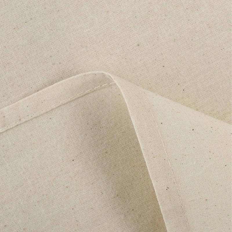 Nappe Unie en Coton Beige – Simplicité Élégante pour une Table Naturelle