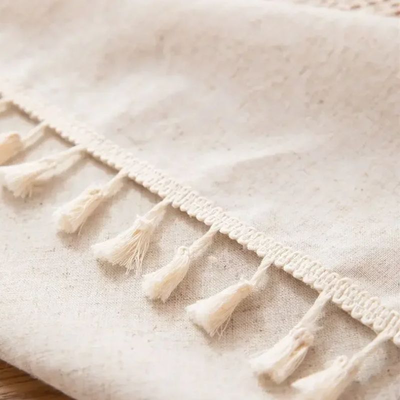 Nappe Bohème avec Dentelle Centrale – Élégance Rustique