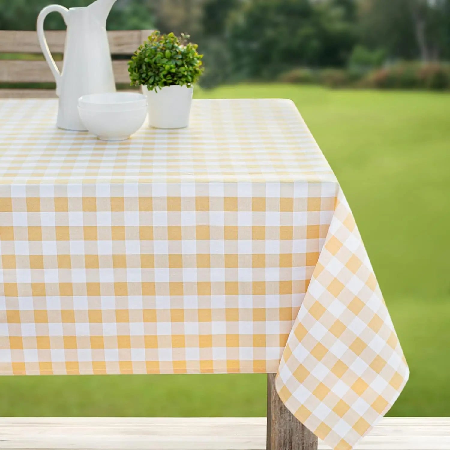 Nappe Rectangulaire à Carreaux Blanc et Jaune – Ambiance Champêtre et Soleil sur Votre Table