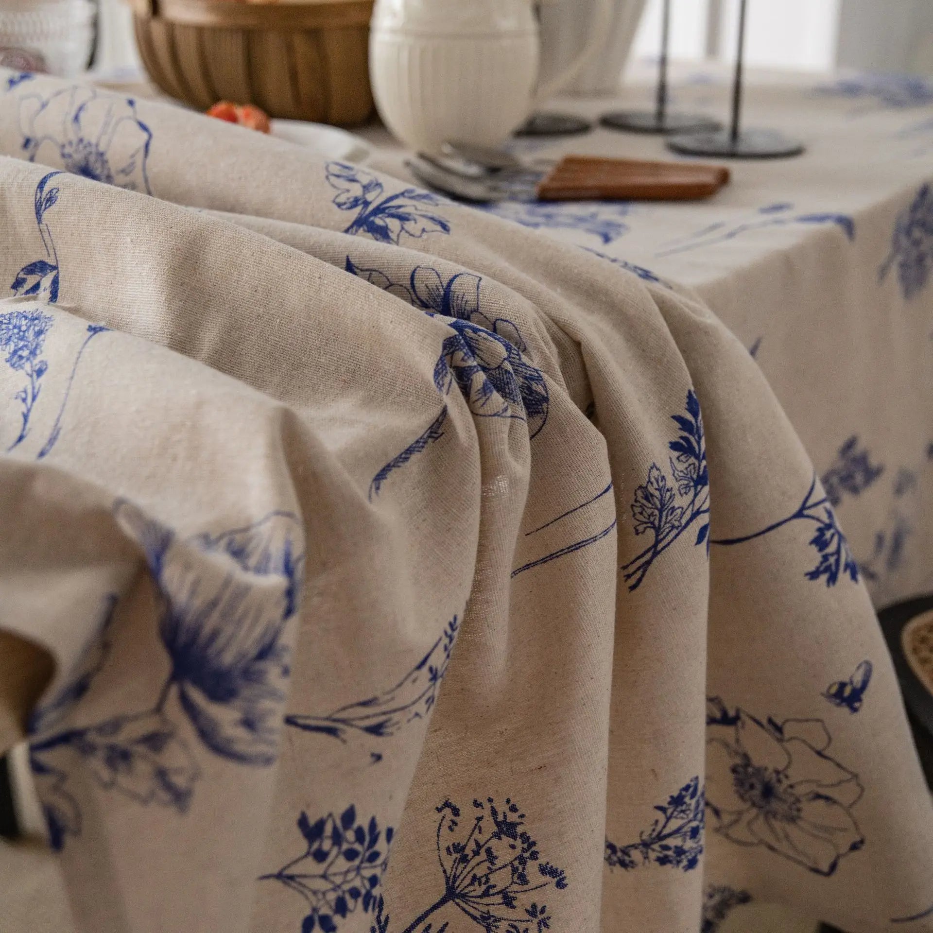 Nappe Rectangulaire en Coton et Lin – Motif Fleurs Sauvages pour une Table Naturelle et Authentique