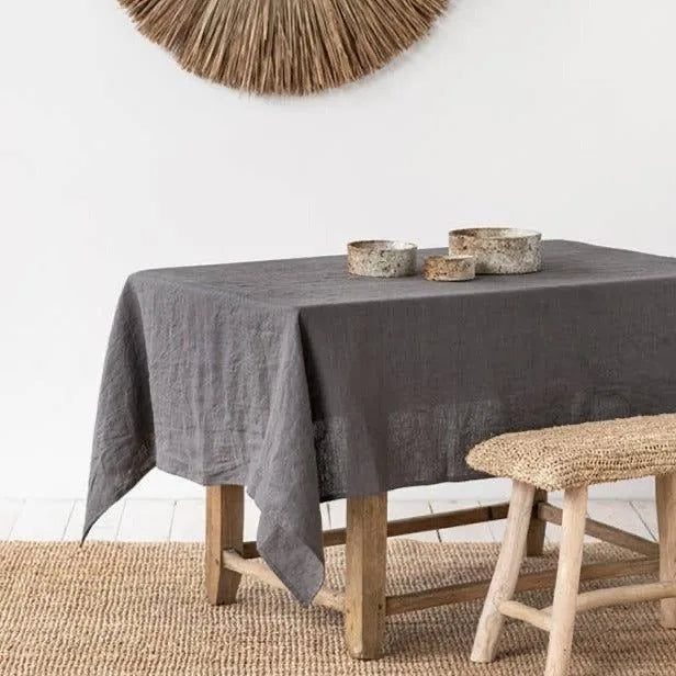 Nappe Rectangulaire en Lin Gris – Sobriété Élégante pour une Déco Moderne et Authentique