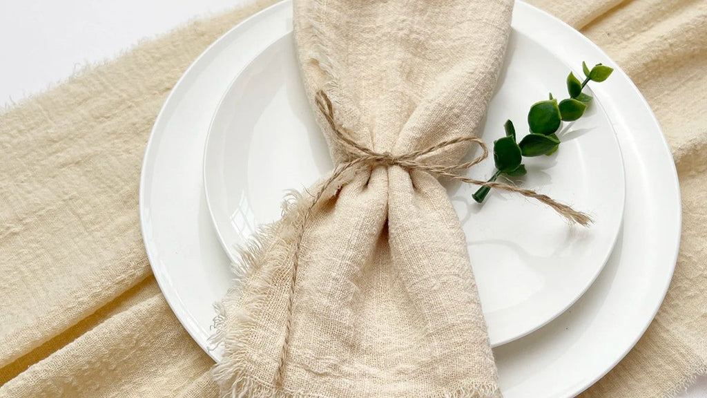 Lot de 10 Serviettes de Table Beiges et Effilochées
