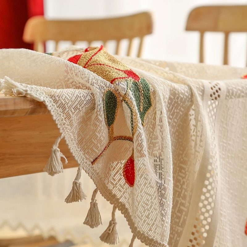 Nappe Beige Chic et Élégante en Dentelle