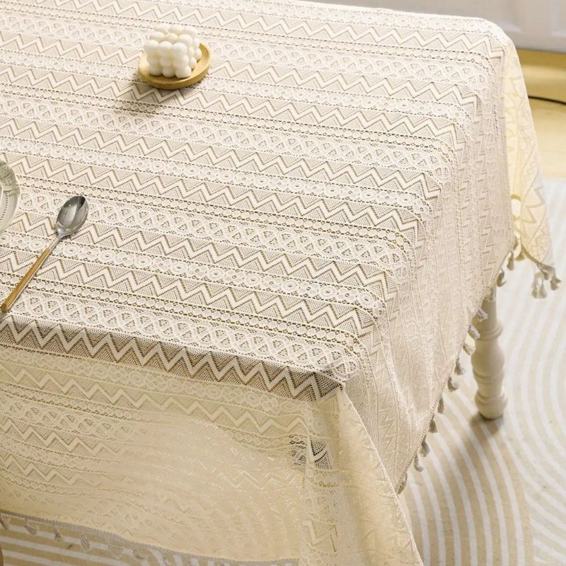 Nappe Beige Vintage en Dentelle