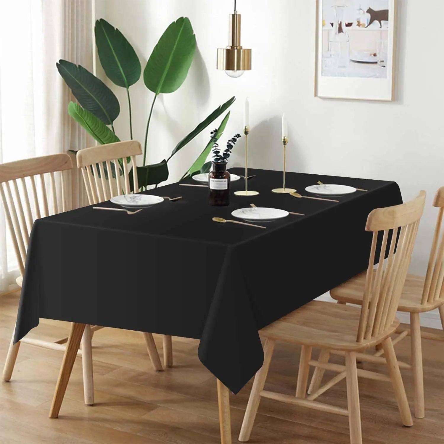 Nappe Noire de Style Moderne