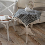 Nappe de Table Grise et Ronde à Motifs Géométriques
