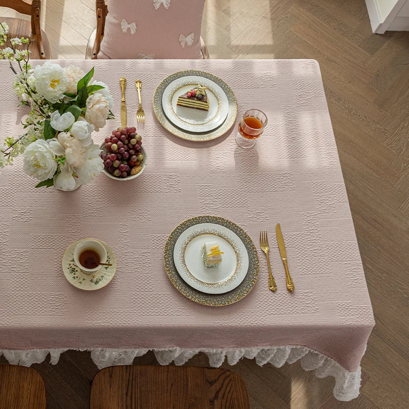 Nappe de Table Rose et Rectangulaire avec Dentelle
